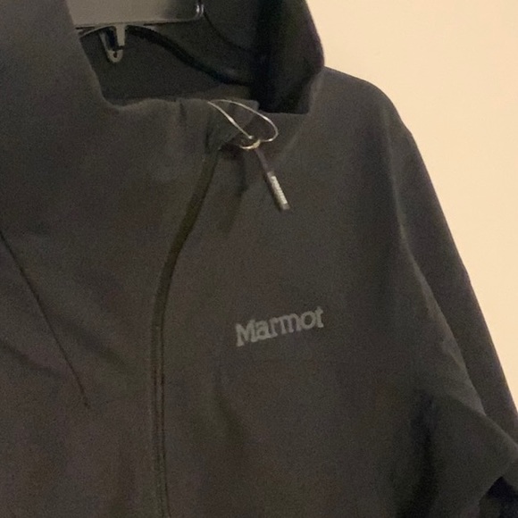 Men’s black Marmot jacket - Picture 2 of 7